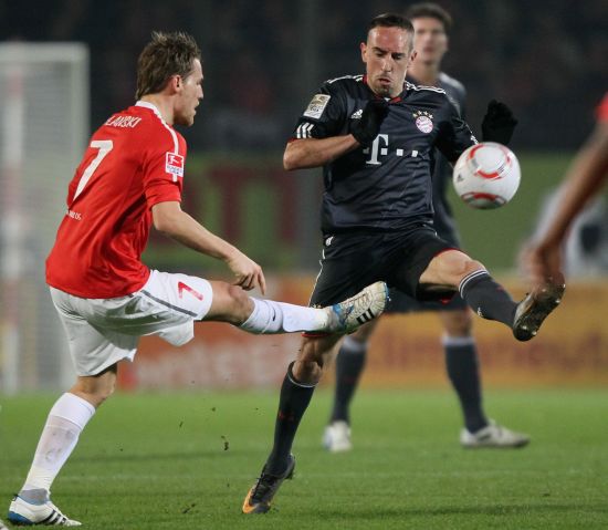 中场核心阿 中场核心阿